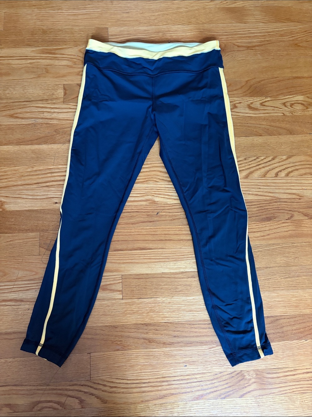 Lululemon Navy Blue Athletic Leggings with Pale Yellow Trim